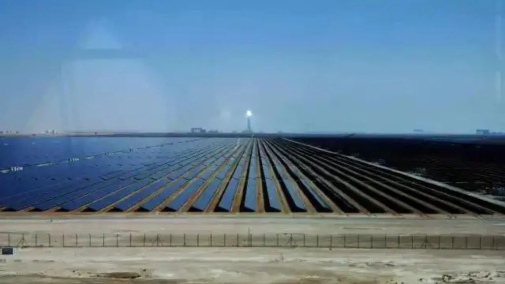 Dubai ilumina su camino hacia Marte con 10 millones de paneles solares