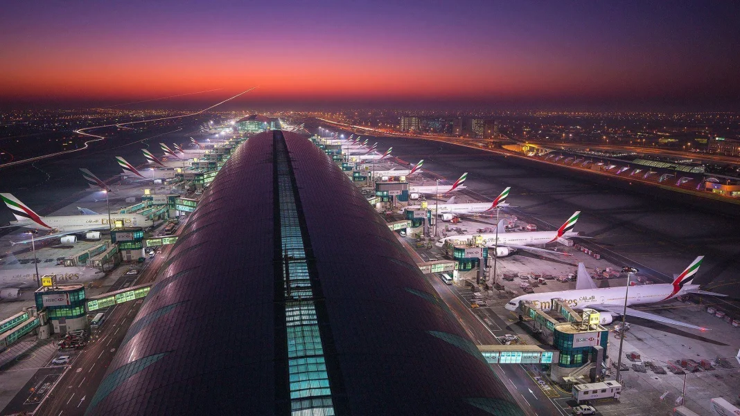 El aeropuerto de Dubái se transforma en un gigante de la energía solar con mas de 62.000 paneles