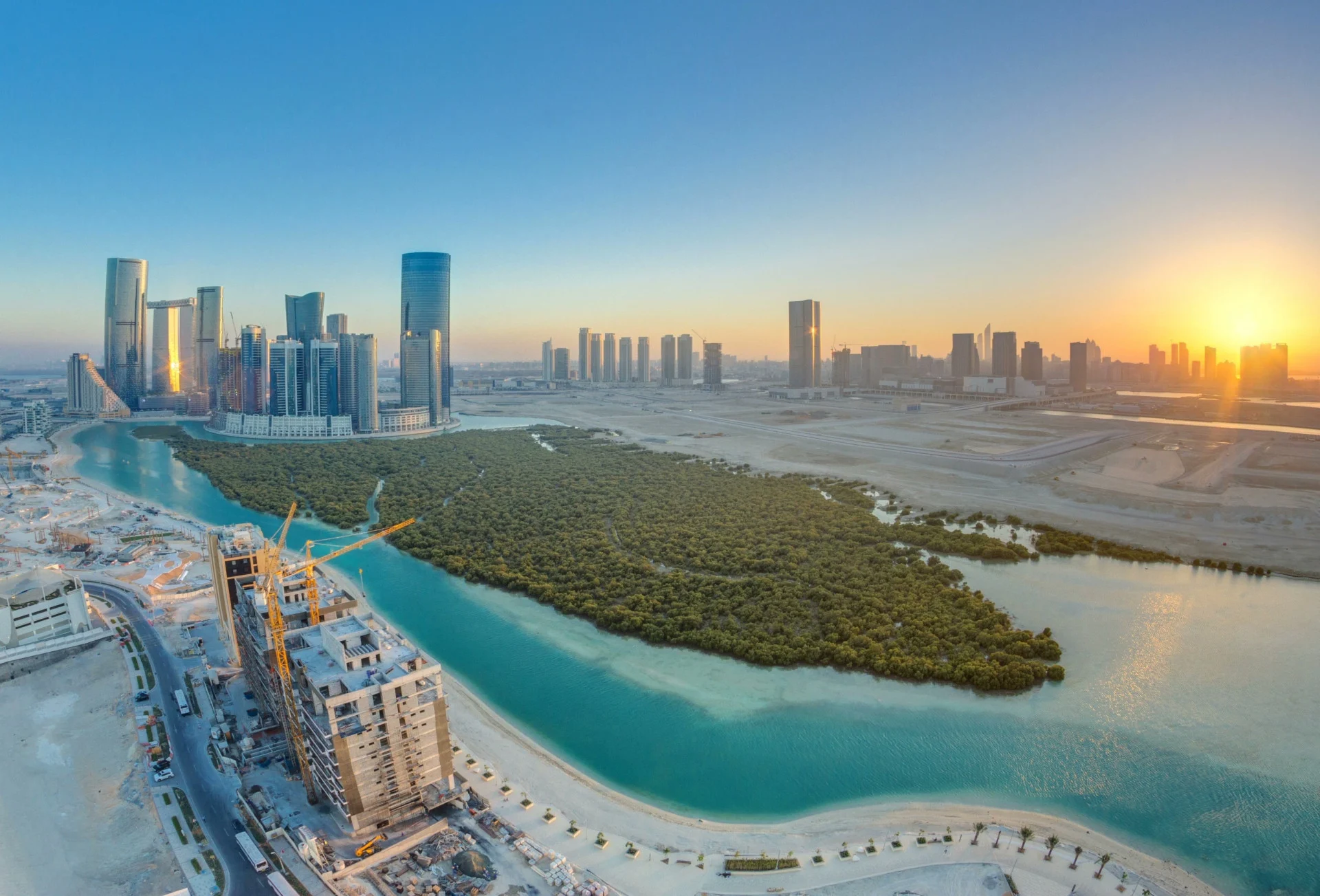 UBICACIÓN ESTRATÉGICA E INFRAESTRUCTURA DE AL REEM ISLAND