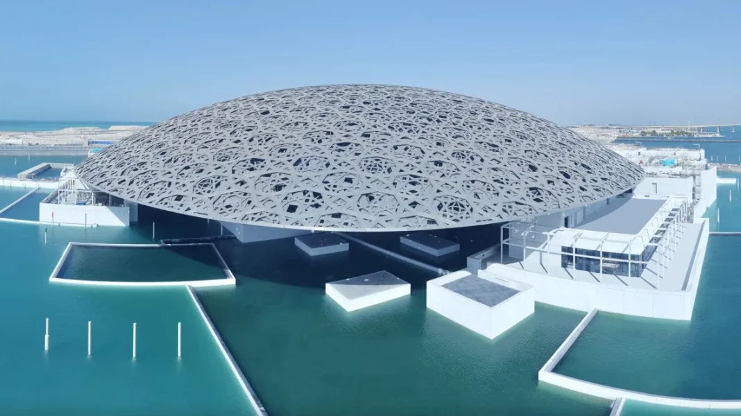 Louvre Abu Dhabi Residences: Arte y lujo como atractivo clave para inversores en Saadiyat Island