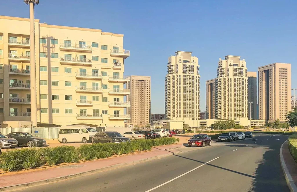 What properties are available in Liwan and Remraam, Dubai?