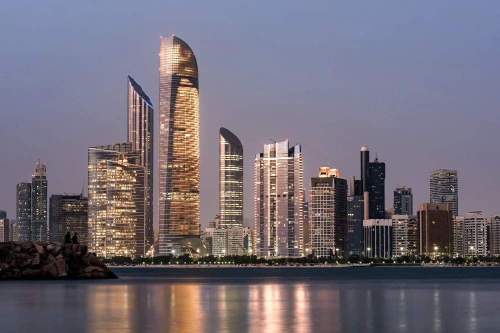 THE STRATEGIC FACTOR: WHY ABU DHABI IS THE EPICENTER OF THE NEW LUXURY REAL ESTATE