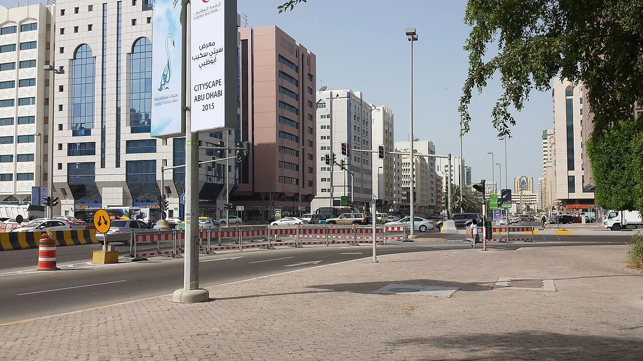 Tourist Club Area (Zahiyah): Cómo capitalizar el renacimiento urbano con un enorme potencial de revalorización