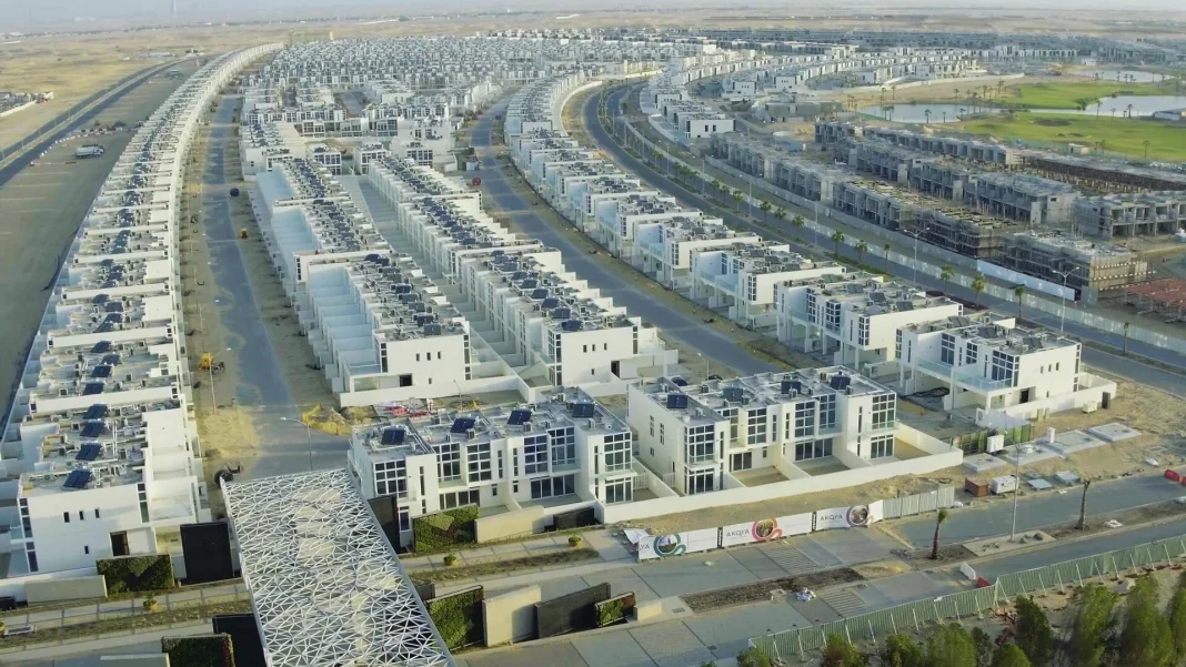 Akoya Oxygen (Clústeres específicos): El punto de entrada a la inversión en villas, generando un alto rendimiento por alquiler gracias a su asequibilidad y enfoque comunitario