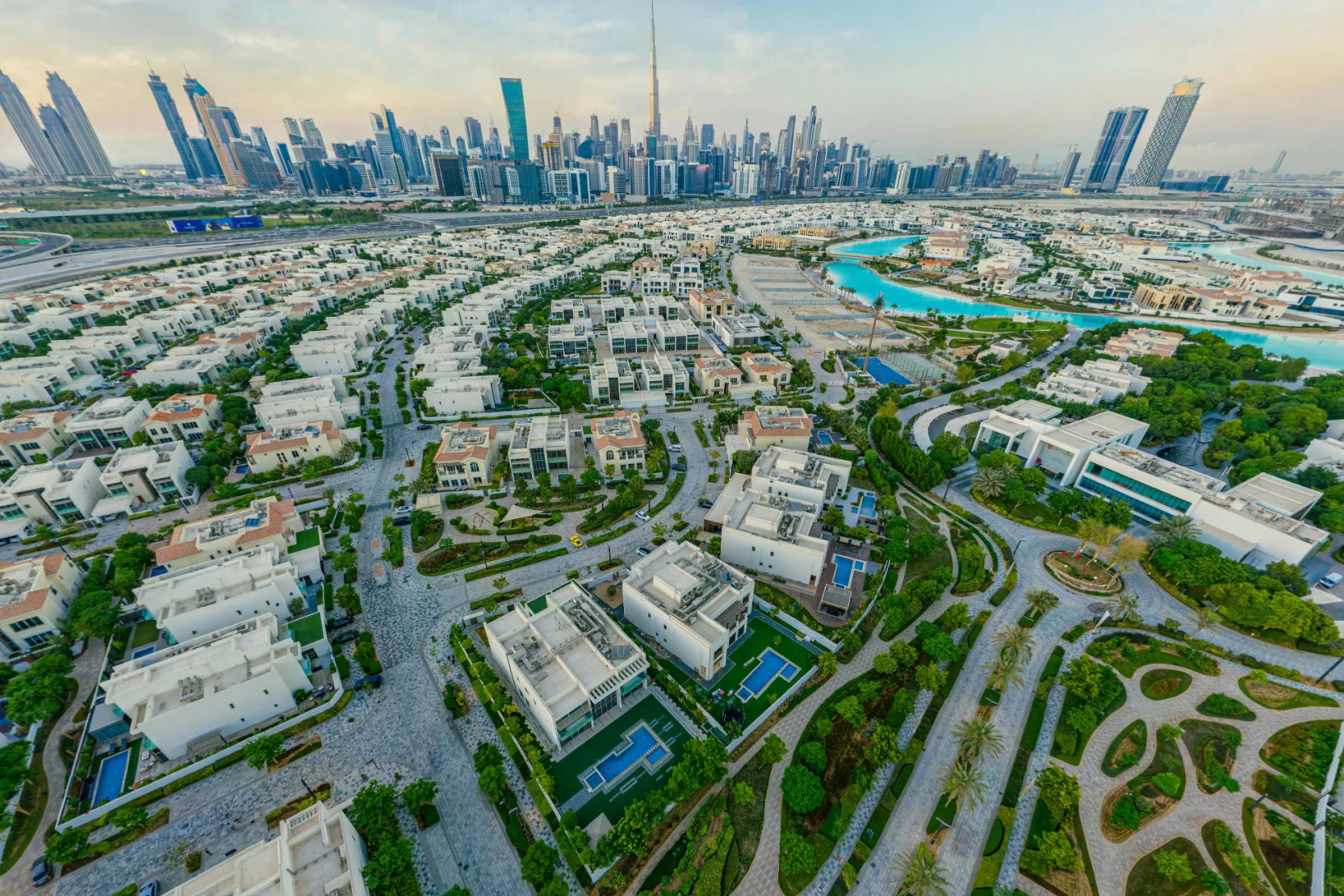 District One (MBR City): Por qué las mansiones junto a una laguna de cristal son la cobertura perfecta contra la inflación para el capital global