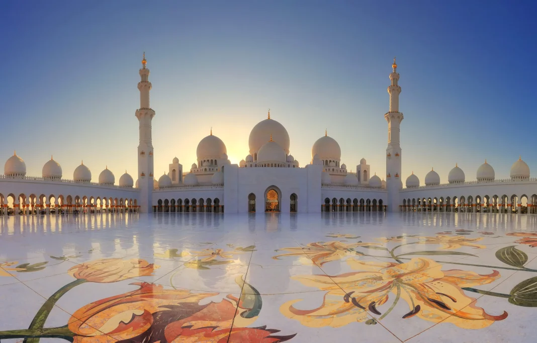 Sheikh Zayed Grand Mosque: enclave cultural que multiplica valor turístico y residencial 