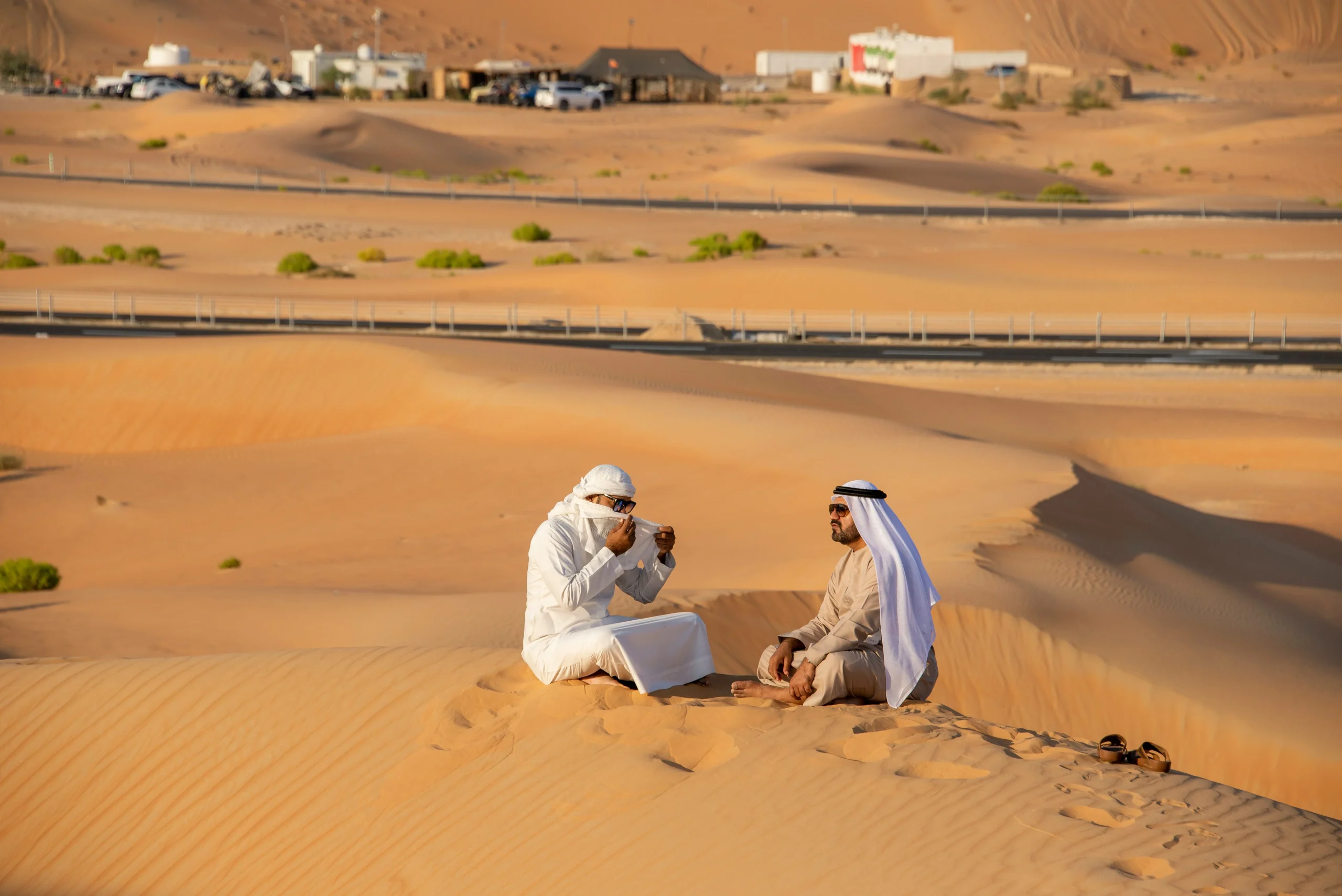condiciones laborales verano UAE