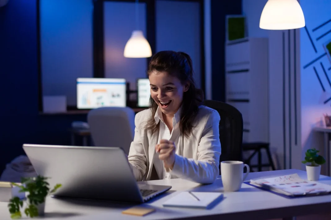 Emprender en Dubai: cómo un desarrollador rompió su sociedad y fundó una empresa de IA con 7 clientes Emprender en Dubai: cómo un desarrollador rompió su sociedad y fundó una empresa de IA con 7 clientes