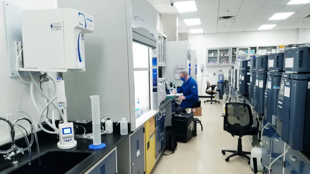 Masdar City lanza Biosphere Labs: el primer laboratorio compartido del Golfo para ciencias de la vida Masdar City Biosphere Labs