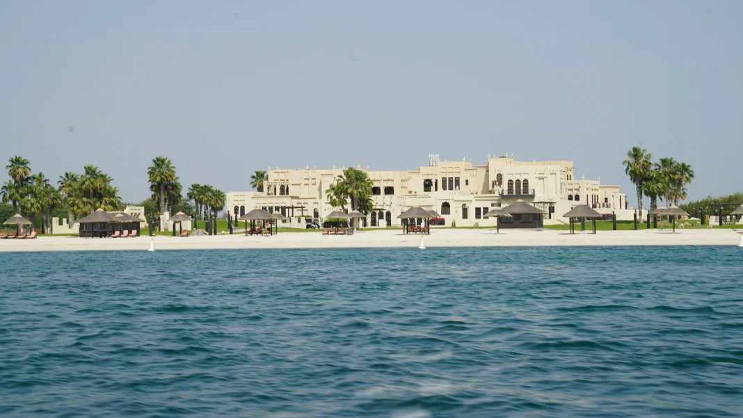 Los 5 costes ocultos de vivir en Abu Dabi con la familia: visados, colegio y fiscalidad vivir en Abu Dabi familia