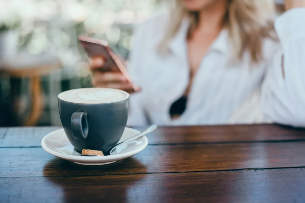 Ya puedes pagar el café con el stablecoin DDSC en Dubái: así funciona el dinero digital respaldado por el dirham Ya puedes pagar el café con el stablecoin DDSC en Dubái: así funciona el dinero digital respaldado por el dirham
