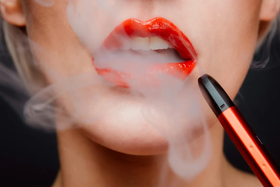 Así es la campaña en Emiratos que advierte sobre vapeadores con drogas para jóvenes vapeadores drogas Emiratos