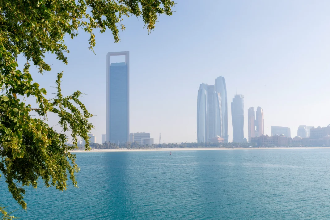 Mercado inmobiliario en Abu Dabi: sube un 112% en 2026 y esto cambia para quien quiere comprar piso mercado inmobiliario Abu Dabi
