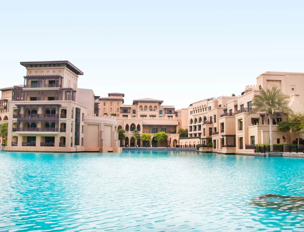 Emaar sube un 9%: qué significa el mercado inmobiliario de Dubái para tu próxima mudanza transacciones inmobiliarias