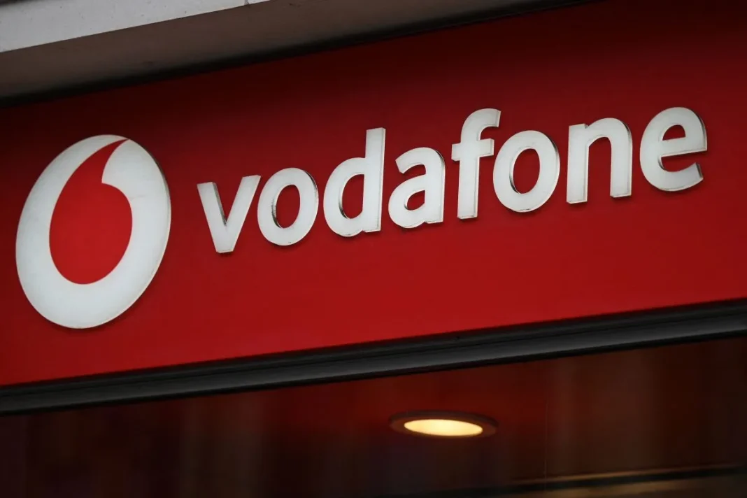 e& completa la venta de su participación en Vodafone por 21.500 millones de AED e& completa la venta de su participación en Vodafone por 21.500 millones de AED
