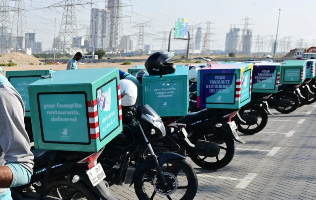 Trabajo de delivery en Dubái: el rider de Keeta que volvió llorando y el coste real de cada entrega Trabajo de delivery en Dubái: el rider de Keeta que volvió llorando y el coste real de cada entrega