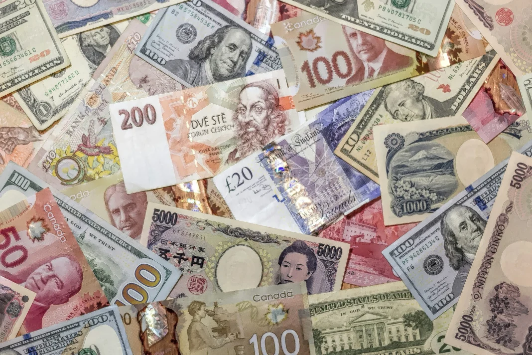 Remesas en Egipto: récord de 47.300 millones en 2025/2026 desde el Golfo intervención yen dólar