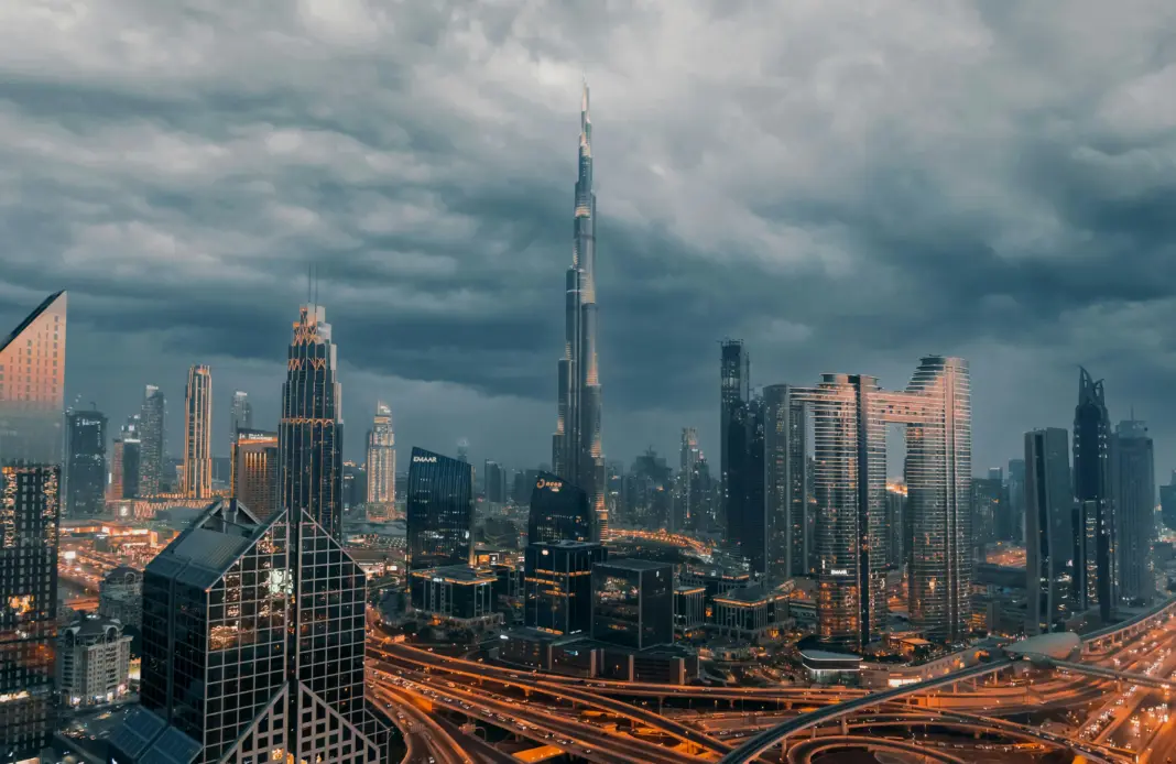 Lluvias en Dubái y granizo en Al Ain: cómo conducir y prepararte cuando el cielo se desata lluvias en Dubái
