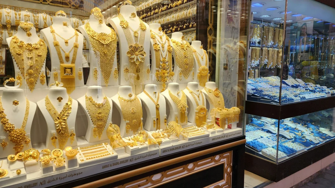 Comprar oro en Dubái: ¿te obligan el Modelo 720 y el IRPF si pasas de 50.000 €? oro en Dubái