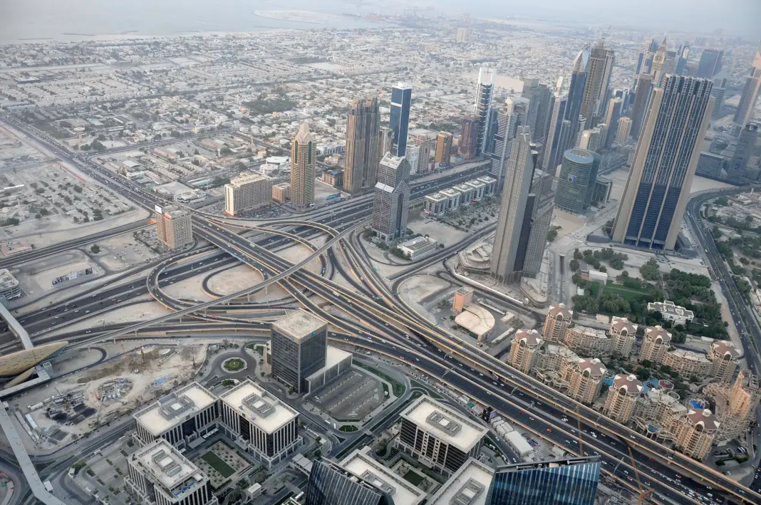 Abu Dabi y The Boring Company estudiarán túneles de transporte y servicios públicos túneles Dubái Boring Company