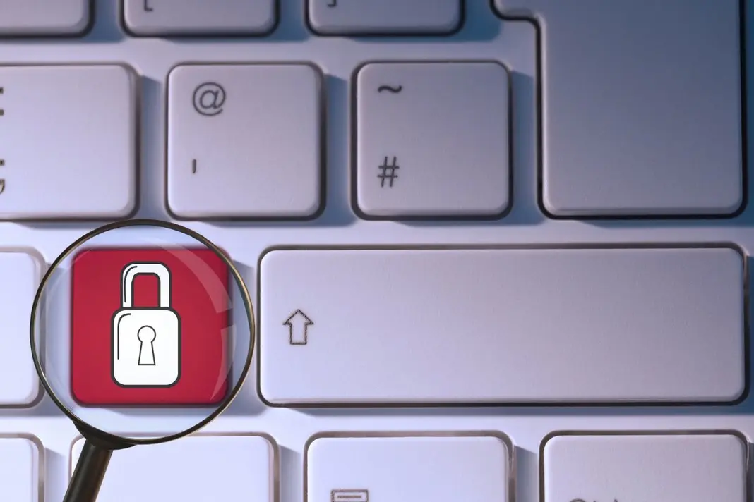 El ataque autónomo de Gemini dispara el empleo en ciberseguridad en Dubái: qué buscan DIFC y ADGM El ataque autónomo de Gemini dispara el empleo en ciberseguridad en Dubái: qué buscan DIFC y ADGM