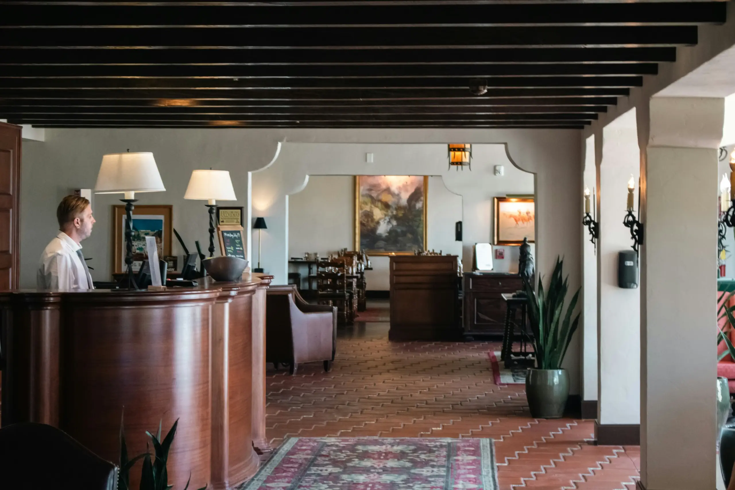trabajo hotelería Dubái