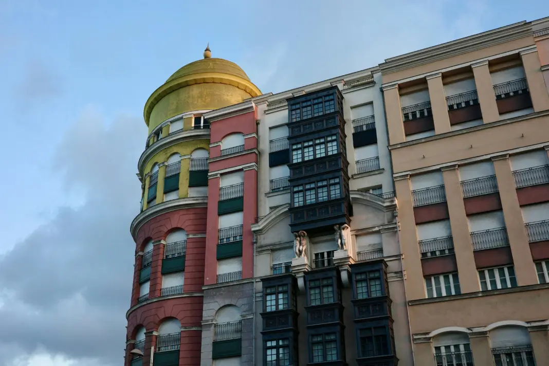 Expropiación de viviendas a grandes propietarios: el riesgo para tu piso en España al vivir en Dubái expropiación viviendas grandes propietarios