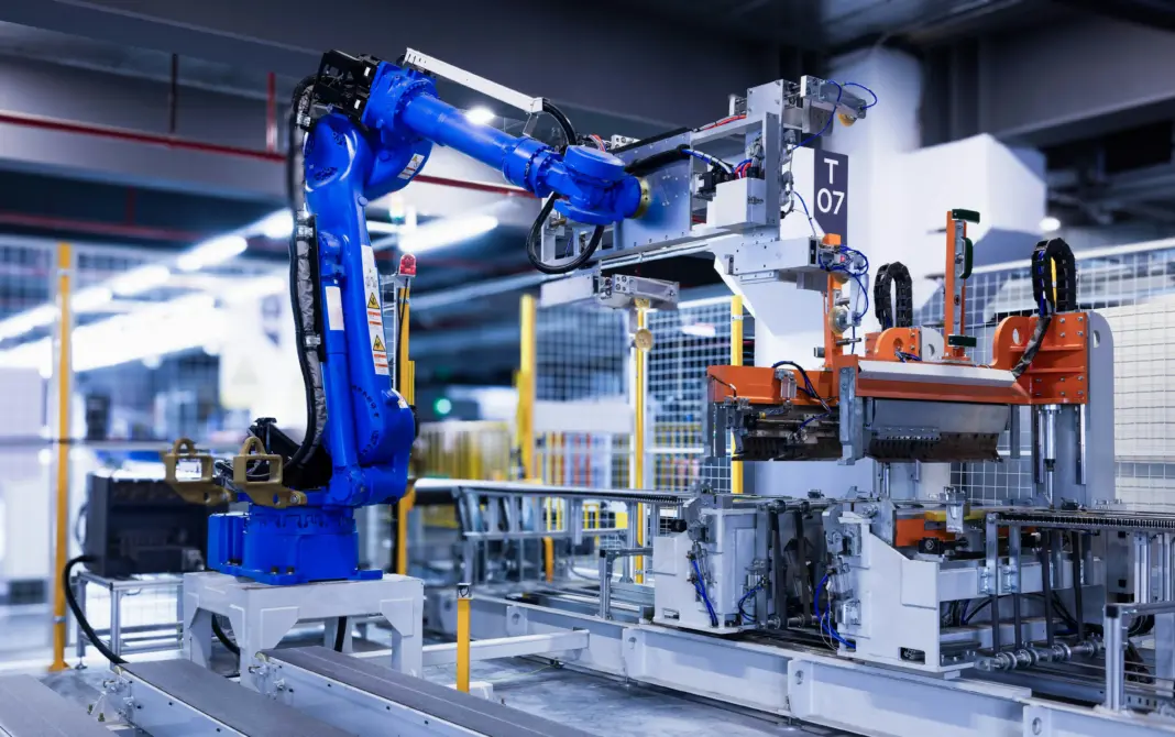 Shorooq y Presight entran en la ronda de 100 millones de Maven Robotics: inversión robótica en Abu Dabi inversión robótica Abu Dabi