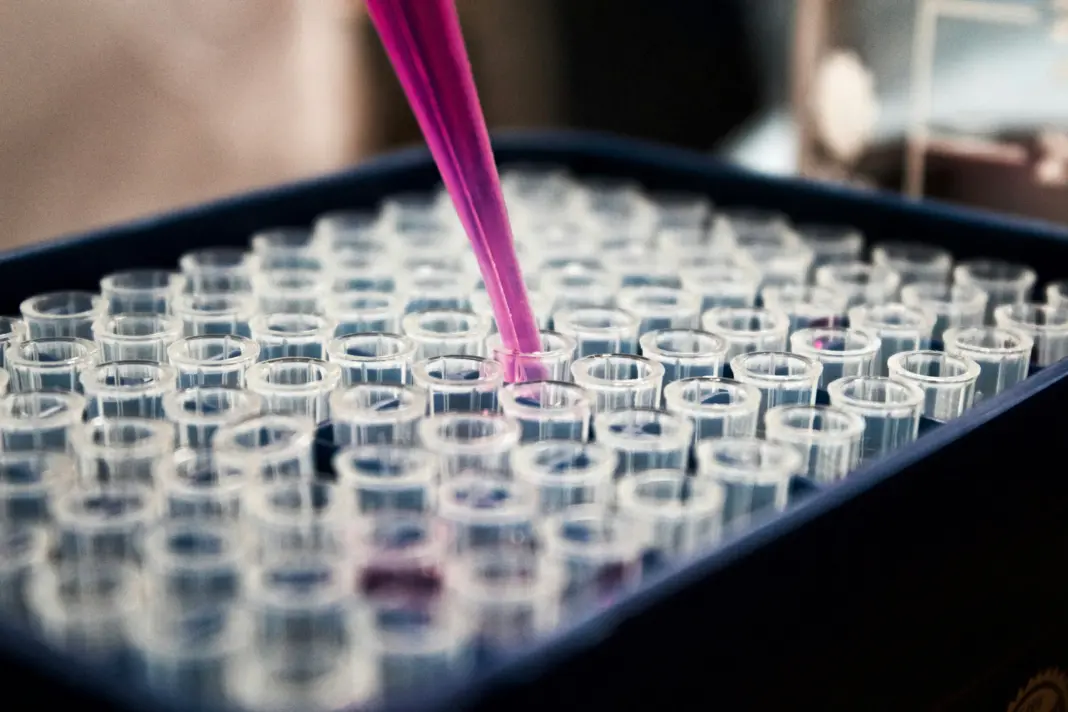 Abu Dabi estrena un ecosistema de salud de precisión con 90 millones de dólares salud de precisión Abu Dabi