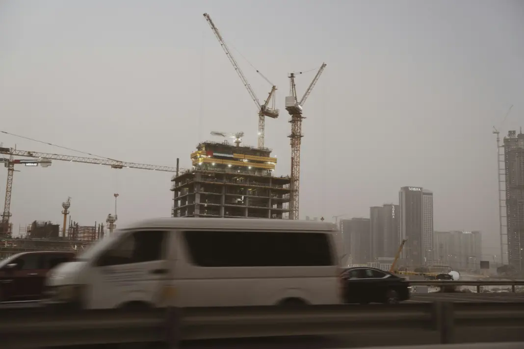 Empleo en defensa en Abu Dabi: los perfiles técnicos que busca EAU tras el pacto con España construcción EAU empleo